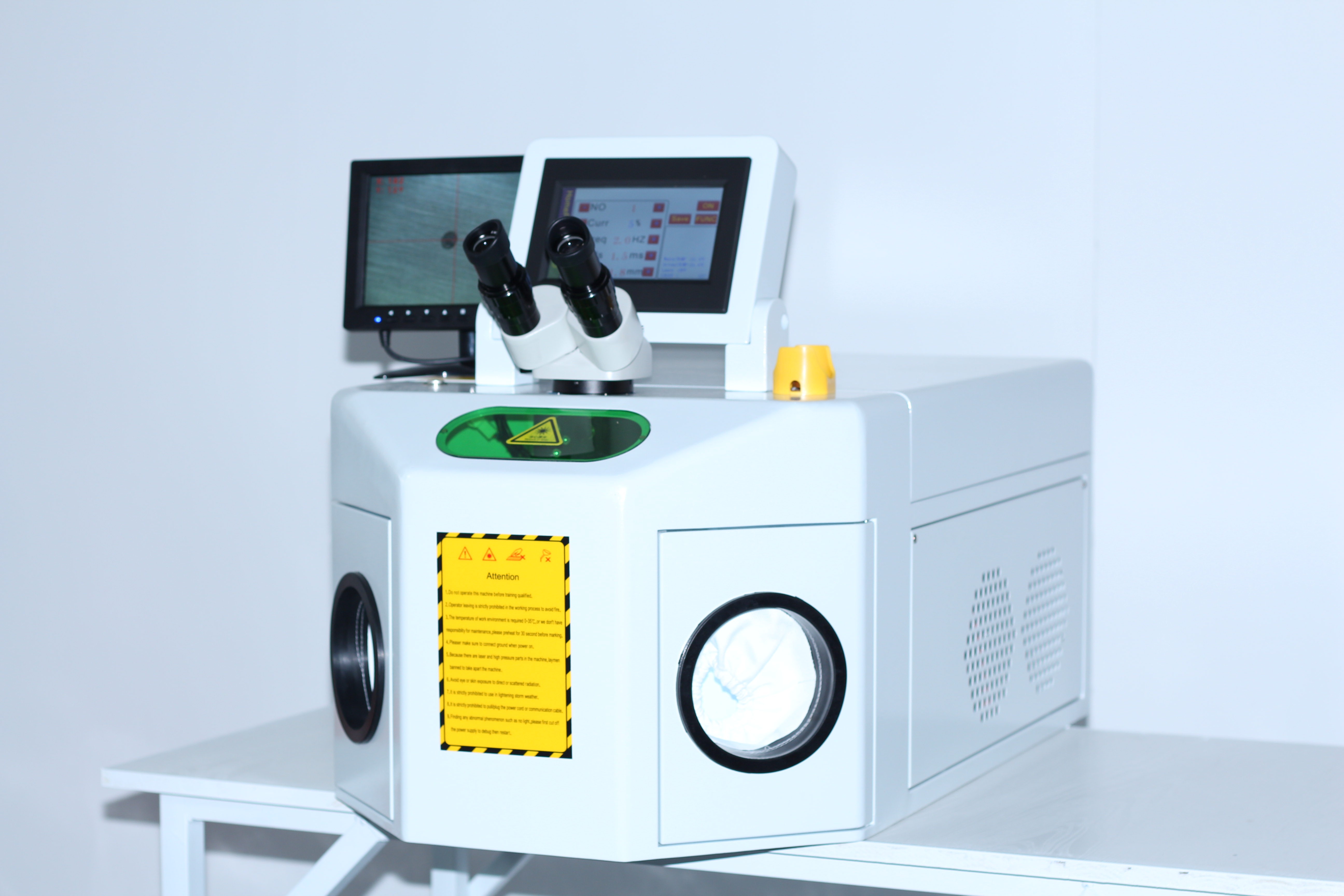 200W Takı Altın Gümüş Platin Titanyum Lazer Kaynak Makinesi