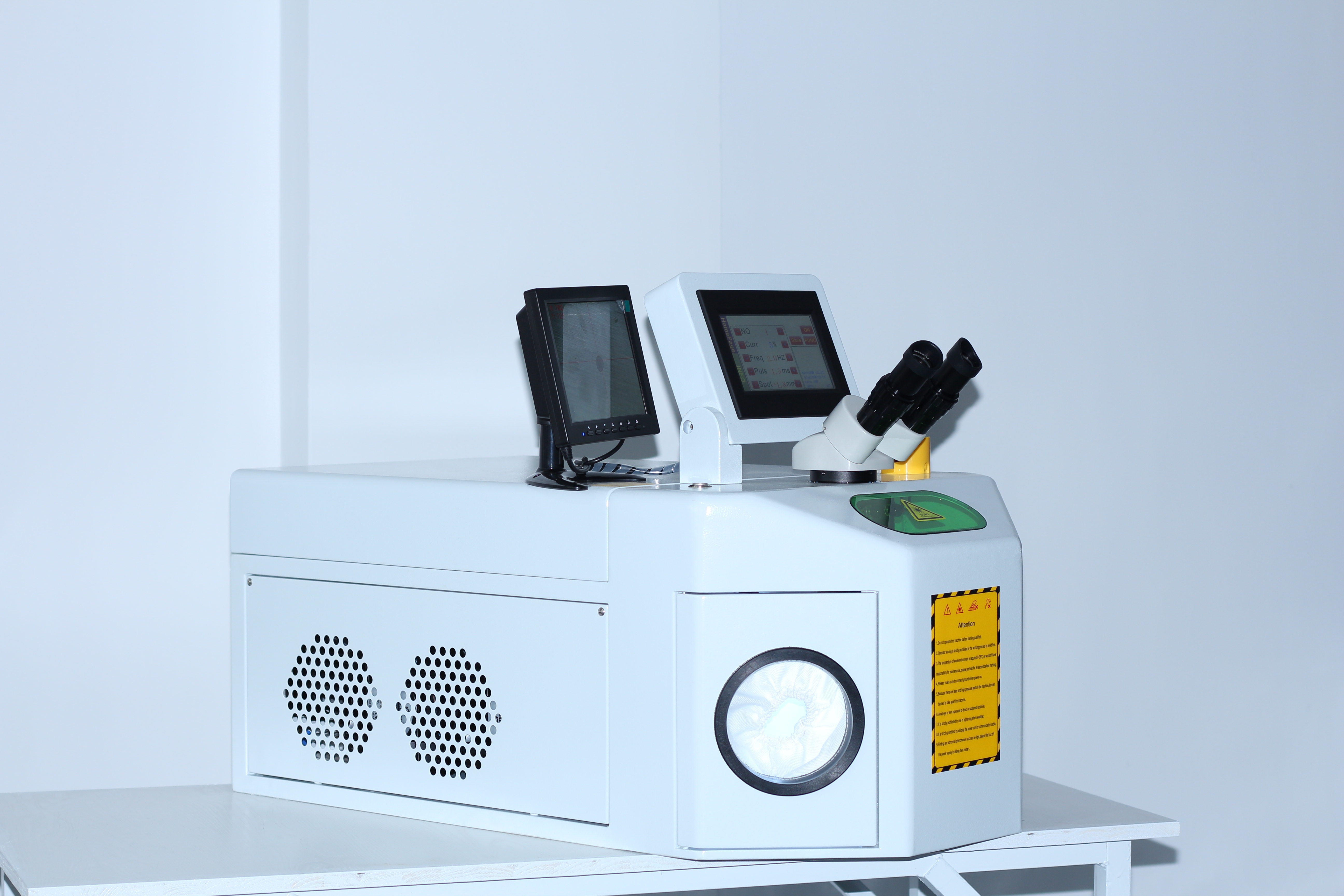 200W Takı Altın Gümüş Platin Titanyum Lazer Kaynak Makinesi